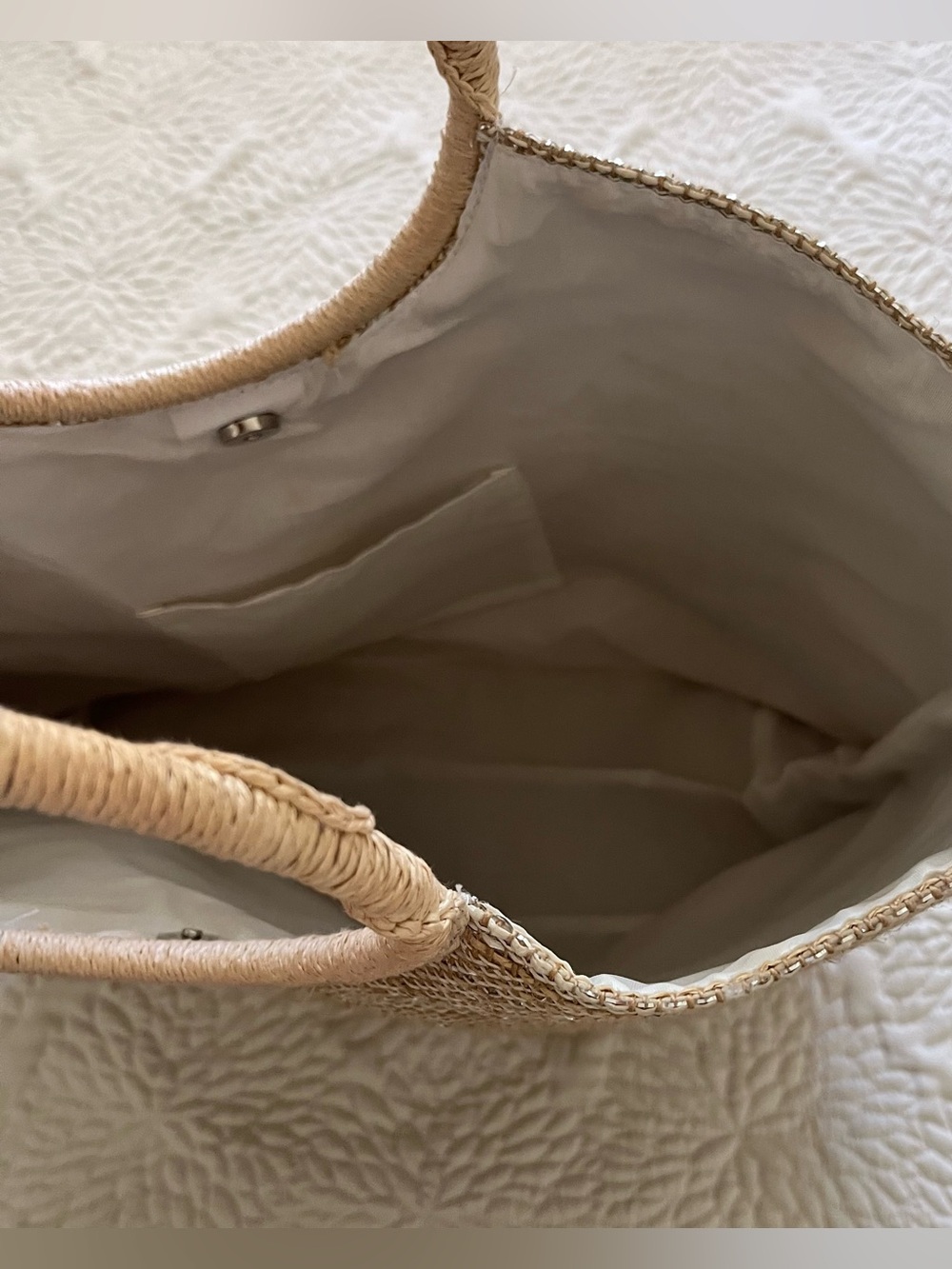 Neutral Woven Circle-Handle Tote Bag - Picture 6 of 13